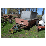 New Idea single axle manure spreader
