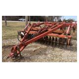 Sunflower 4211 9-Shank Chisel Plow