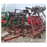 IH 4800 Field Cultivator 27ft.