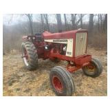 International 706 Tractor