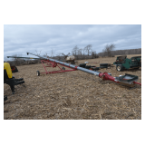 Hutchinson / Mayrath 10 inch Grain Auger with Transport