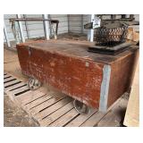 Moveable Storage Work Bench Box, bldg:green