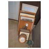 wall hangings and pictures frames