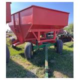 Killbros 350 bushel Gravity Wagon with John Deere Running Gear, row:3