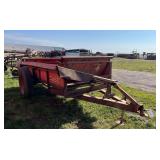 Case old manure spreader single axle single beater, row:3