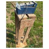 Lyon Electric Debeaker