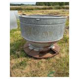 Hog/ Lamb Feeder