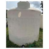 2100 gallon poly tank