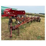 International 710 Plow, 6 bottom