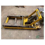 Central hydraulic ATV lift