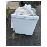 Frigidaire Dish Washer - used
