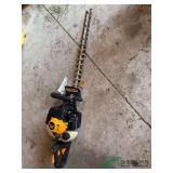 Poulan PB2322 Gas hedge trimmer