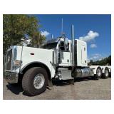 2020 Peterbilt 389