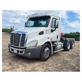 2010 Freightliner Semi