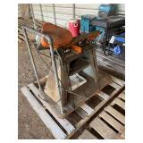 Wilton Horizontal band saw, bldg:green