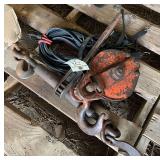 (12) bungee straps, heavy duty snatch block, & chain binder, bldg:green