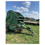 John Deere 410 Round Baler, M, row:2