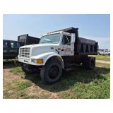 2001 International 4000 dump truck, K row:9