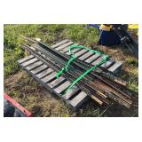 Pallet of T-posts, row:7