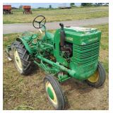 1939 John Deere L, row:1
