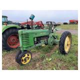 John Deere H Tractor, row:1