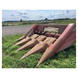White 704 corn head 4 row 30", row:9