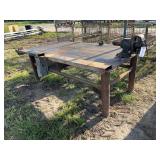 Welding table with vise, row:7