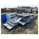 Lot of used barn metal, row:4