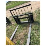 Universal 48" skid steer pallet forks, row:8