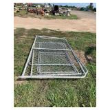 (2) 3 x 6 fence gates, (1) 4 x 5 fence gate, & (2) 4 x 8 fence panels, row:9
