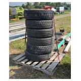 Ford 19.5 rims and tires 245/70R19.5, row:4