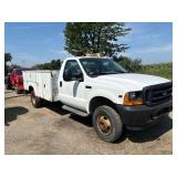 2001 Ford F-350 Dually, Reading Utility Box, V-10 engine