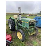 John Deere 950 Tractor, row:4