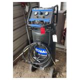 Kobalt air compressor w/hose, bldg:green