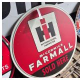 Farmall sign, bldg: green
