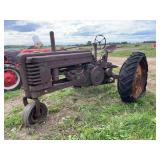 John Deere B 3-wheeled tractor, row:7