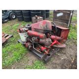Pallet of IH tractor parts, row:4