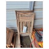 (2) Washboards, bldg:green