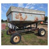 Gravity wagon, row:9