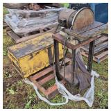 (1) Hydraulic pipe bender, new rebuilt cylinder, (1) Delta Sander, row:10