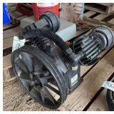 V Twin air compressor pump, bldg: green