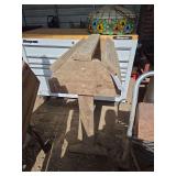 (1) Saddle Rack; bld: green