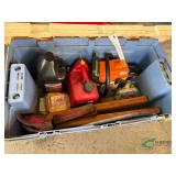 Stihl 017 Chainsaw with tote and accessories