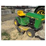 John Deere 116 Lawn mower