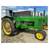 John Deere B