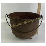 Cast Iron Pot With Handle