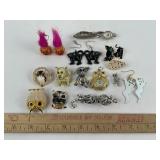 Costume Jewelry: Owl pins and brooches, Ghost and