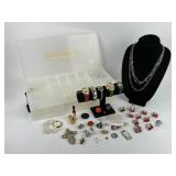 Costume Jewelry: Silver toned chain, Christmas