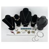 Costume Jewelry: Coro silver toned necklace, Horse
