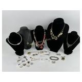 Costume Jewelry: Pearl like choker, Brighton Style